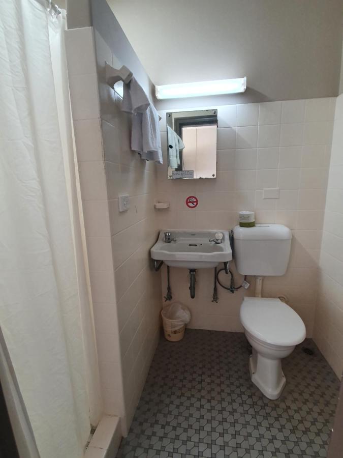 טאונסביל Hotel Allen מראה חיצוני תמונה